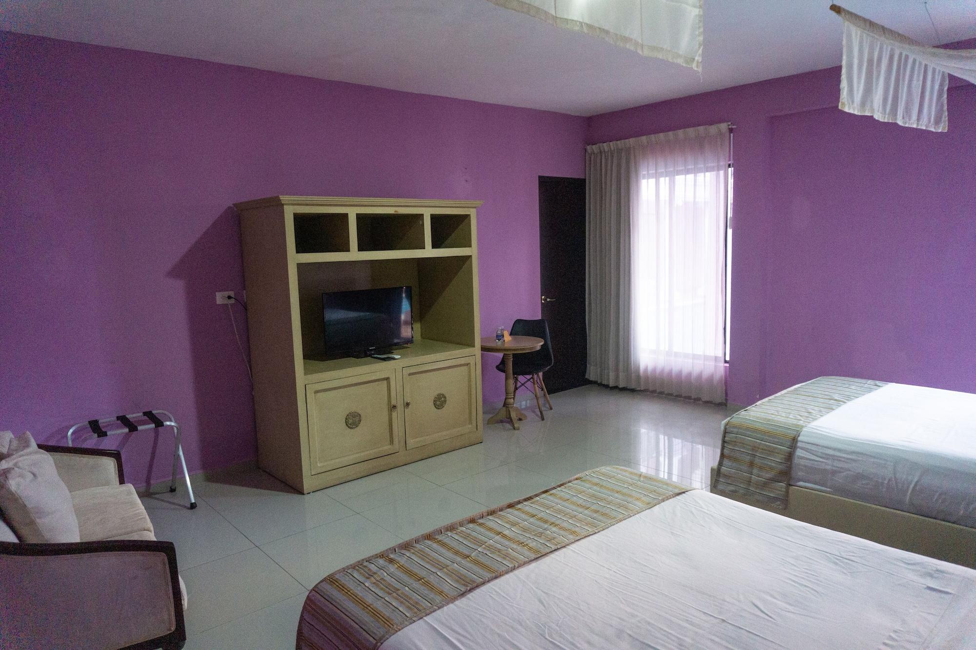 Hotel Lavanda Cas Mérida Εξωτερικό φωτογραφία A room at the hotel