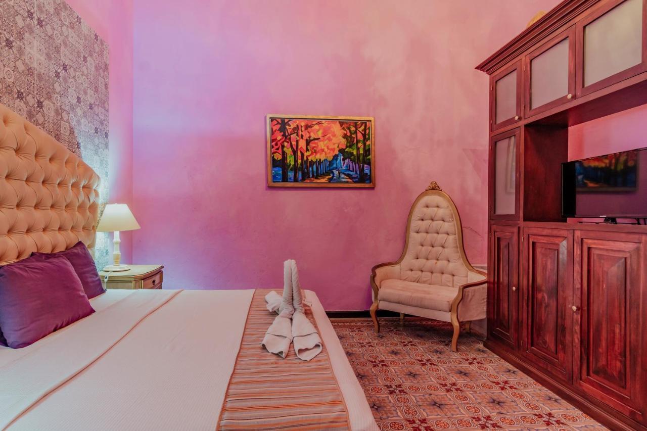 Hotel Lavanda Cas Mérida Εξωτερικό φωτογραφία A room at the hotel