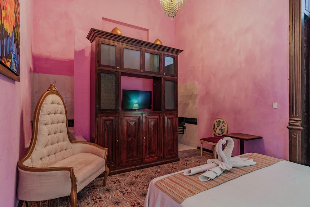 Hotel Lavanda Cas Mérida Εξωτερικό φωτογραφία A room at the hotel