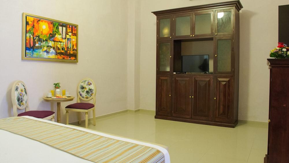 Hotel Lavanda Cas Mérida Εξωτερικό φωτογραφία A room at the hotel